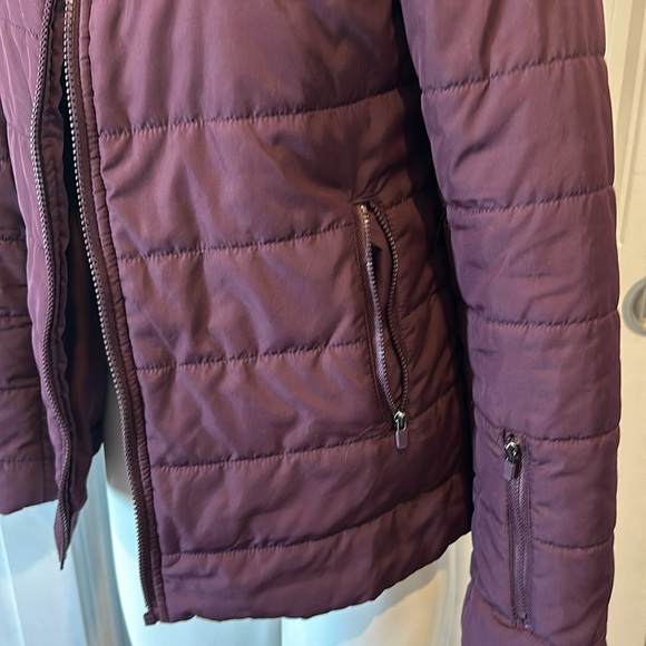 Fabletics Misha Puffer Jacket - Picture 3 of 5
